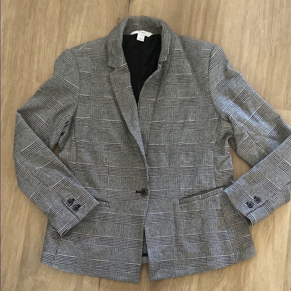 Old Navy Women's Black and Gray Checkered Blazer